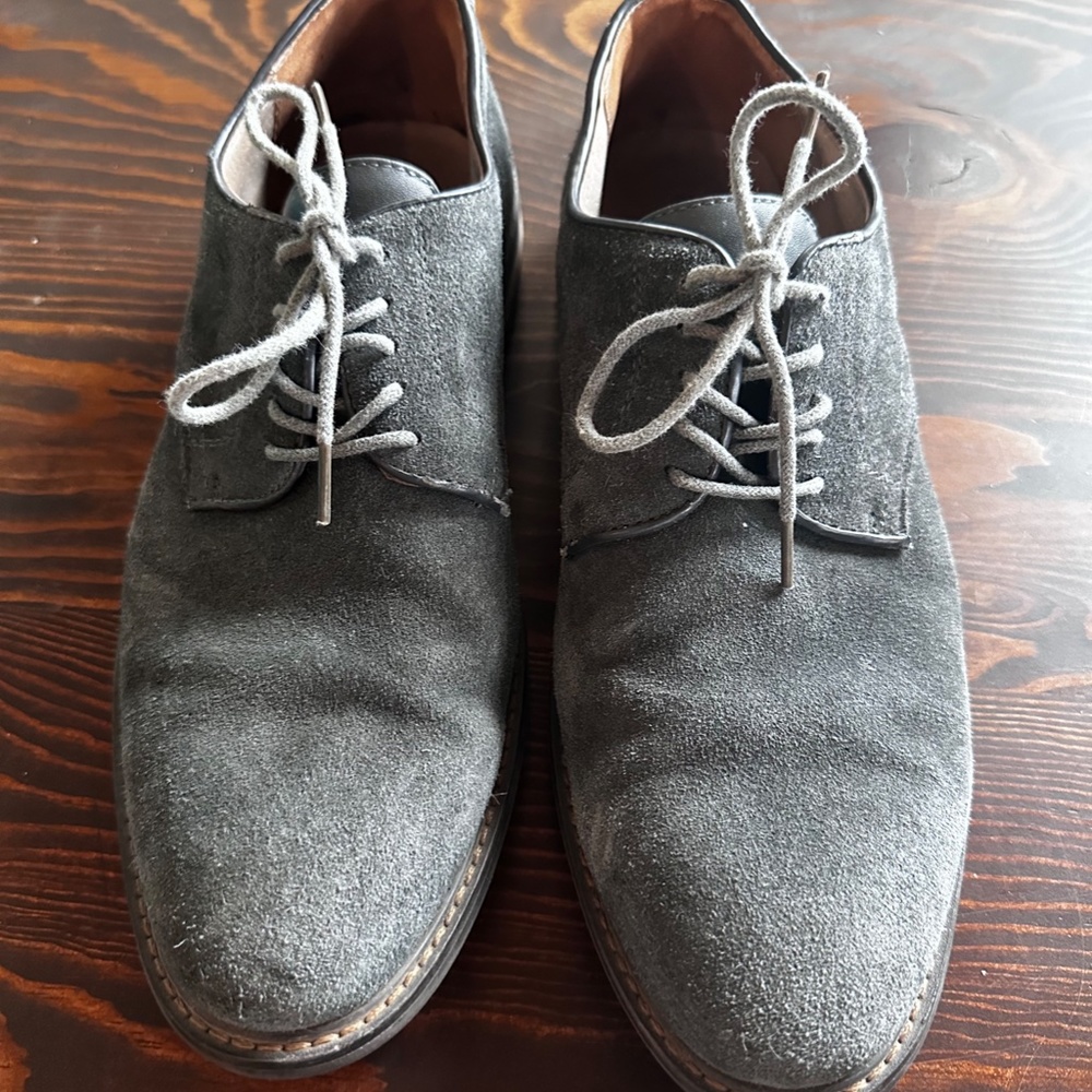 Mens Grey Suede Shoes